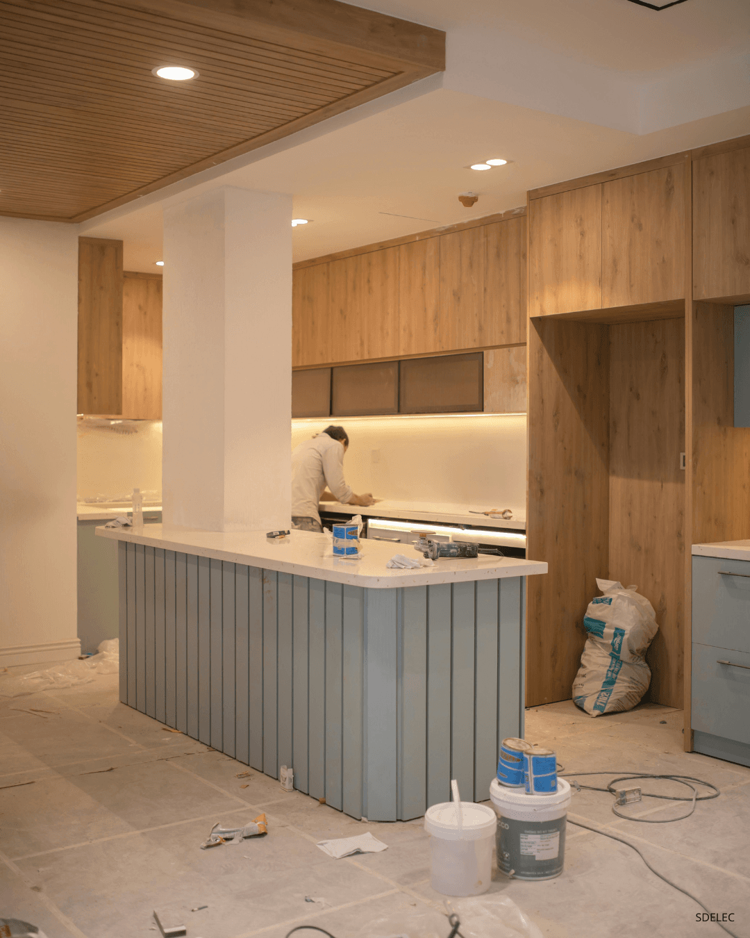 Chantier de rénovation électrique en cuisine à Lyon par SD Elec